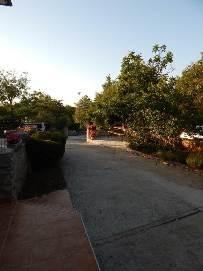 Apartment Strmac Лабин Екстериор снимка